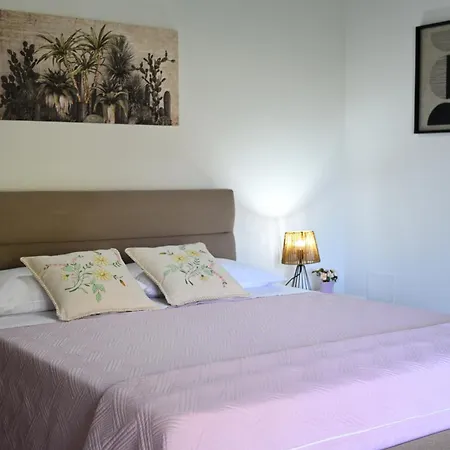 Gæstehus M&g House *